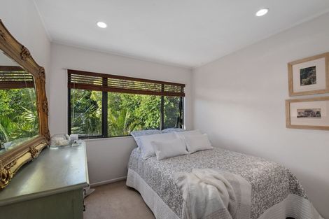 Photo of property in 222 Forrest Hill Road, Forrest Hill, Auckland, 0620
