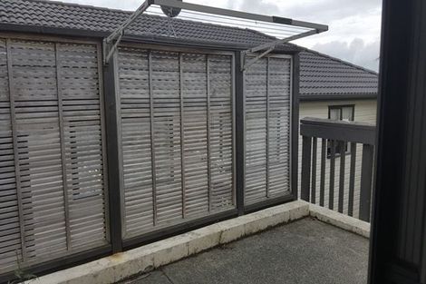 Photo of property in 8c Schnapper Rock Road, Schnapper Rock, Auckland, 0632