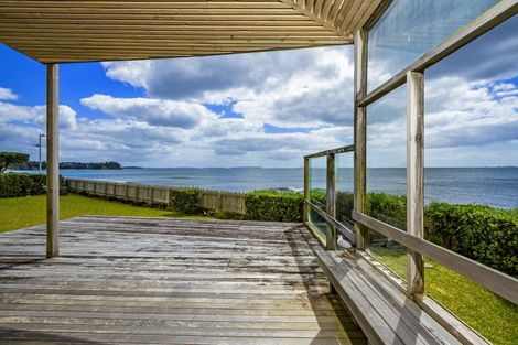 Photo of property in 39 Ocean View Road, Milford, Auckland, 0620