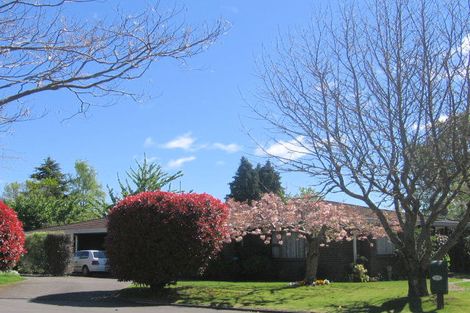 Photo of property in 7 Kathleen Place, Rainbow Point, Taupo, 3330