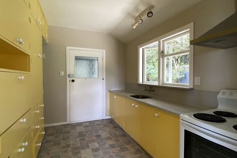 Photo of property in 60 Orangi Kaupapa Road, Northland, Wellington, 6012