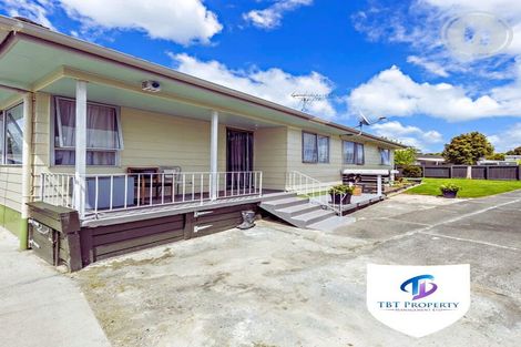 Photo of property in 18 Lipton Grove, Opaheke, Papakura, 2113