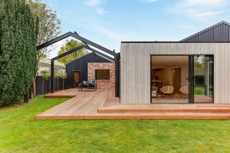 Photo of property in 3 Saint Martins Road, Saint Martins, Christchurch, 8022