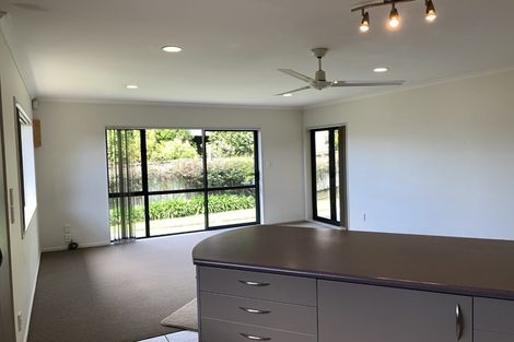 Photo of property in 21 Merriman Place, Pyes Pa, Tauranga, 3112