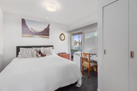 Photo of property in 154 Marine Parade, Mount Maunganui, 3116