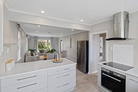 Photo of property in 1 Michael Avenue, Dinsdale, Hamilton, 3204