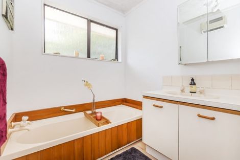Photo of property in 7f1 Tawa Street, Tawa, Wellington, 5028