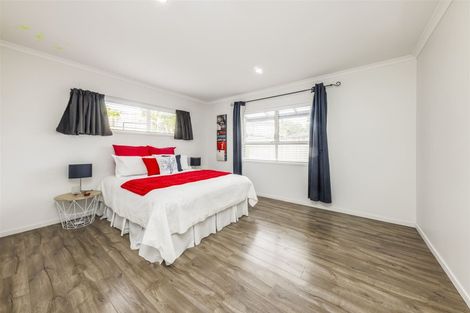 Photo of property in 36 Lendenfeld Drive, Papatoetoe, Auckland, 2025