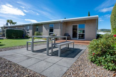 Photo of property in 9 Montgomery Crescent, Kinloch, Taupo, 3377