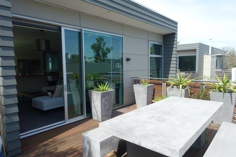 Photo of property in 39 Peacock Street, Christchurch Central, Christchurch, 8013