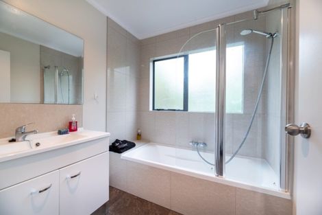 Photo of property in 4 Elder Place, Massey, Auckland, 0614