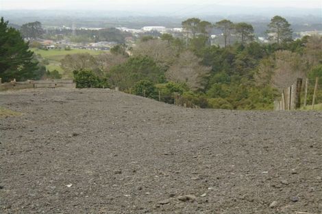 Photo of property in 43a Pinetone Road, Kumeu, 0892