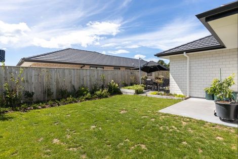 Photo of property in 12 Rehua Place, Waiwhakaiho, New Plymouth, 4312
