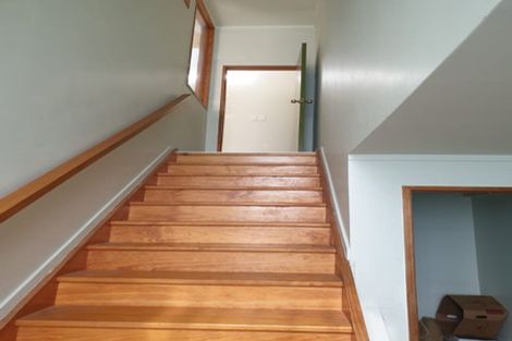 Photo of property in 38 Banyan Drive, Totara Heights, Auckland, 2105