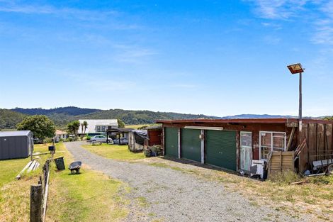 Photo of property in 380 Kaipara Coast Highway, Helensville, Kaukapakapa, 0871