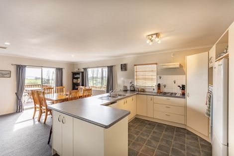 Photo of property in 104 High Street, Waipawa, 4210