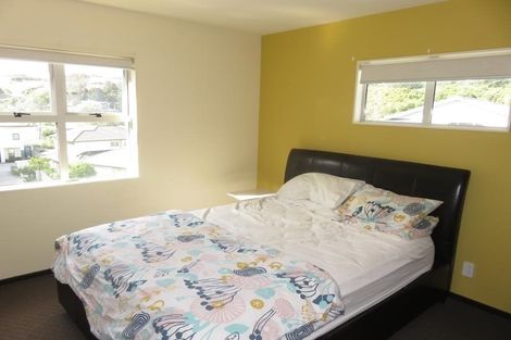 Photo of property in 17 Wantwood Grove, Churton Park, Wellington, 6037