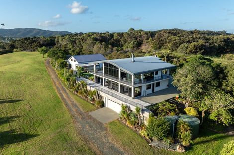 Photo of property in 56 Thelma Road, Mangawhai Heads, Mangawhai, 0505