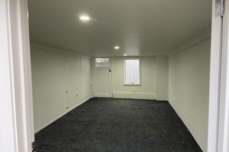 Photo of property in 1/3 Bentley Avenue, Glenfield, Auckland, 0629