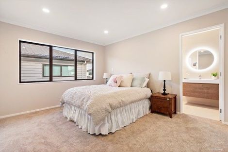 Photo of property in 10 Hinoki Way, Flat Bush, Auckland, 2019