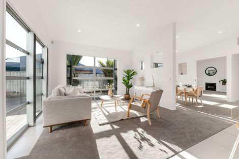 Photo of property in 106 Saint James Drive, Huntington, Hamilton, 3210