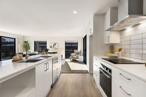 Photo of property in 8 Wallis Drive, Cromwell, 9310