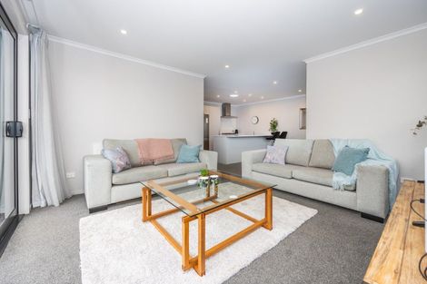 Photo of property in 2u1 Bostonkip Crescent, Fitzroy, Hamilton, 3282