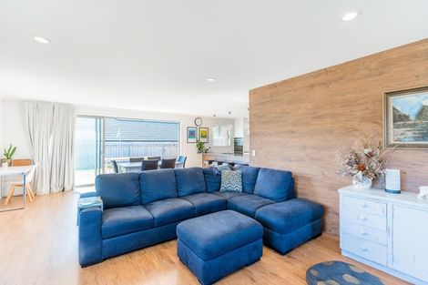 Photo of property in 79 Kotuku Drive, Paraparaumu Beach, Paraparaumu, 5032