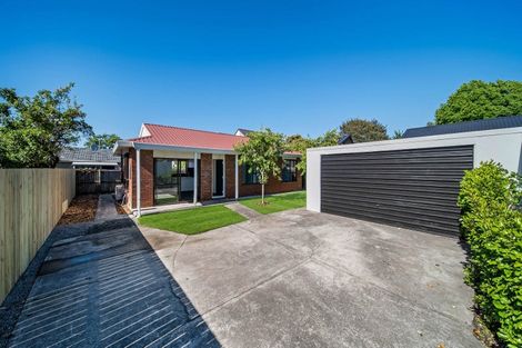 Photo of property in 1/14 Radnor Street, St Albans, Christchurch, 8014