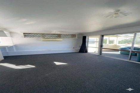 Photo of property in 10 Memorial Drive, Parahaki, Whangarei, 0112