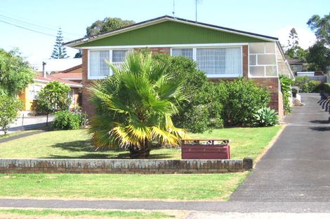 Photo of property in 2/3 Parker Avenue, New Lynn, Auckland, 0600