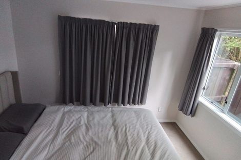 Photo of property in 2/129 Edmonton Road, Te Atatu South, Auckland, 0610