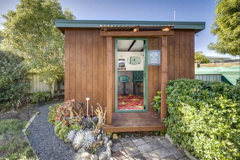 Photo of property in 5 Anthony Place, Bay View, Napier, 4104