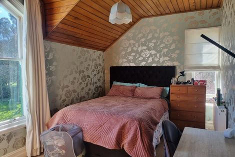 Photo of property in 74 Riverbank Road, Inch Clutha, Kaitangata, 9281