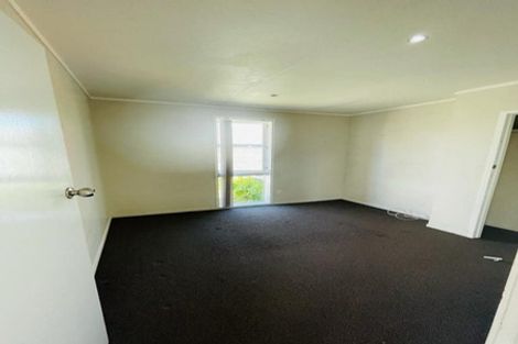 Photo of property in 625 Massey Road, Mangere, Auckland, 2022