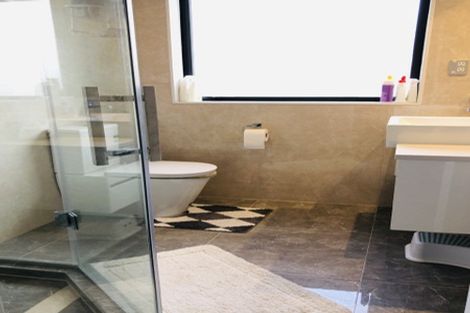 Photo of property in 30 Drumbuoy Drive, Flat Bush, Auckland, 2019