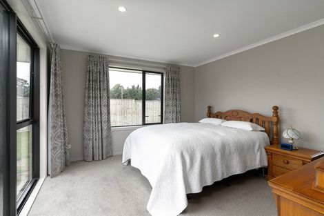 Photo of property in 14 Mitre Way, Solway, Masterton, 5810