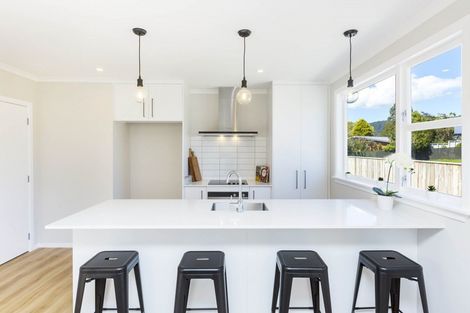 Photo of property in 5a Moonshine Road, Trentham, Upper Hutt, 5018