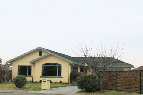 Photo of property in 18 Claridge Place, Taradale, Napier, 4112