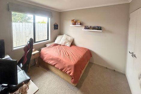 Photo of property in 15 Rainey Crescent, Papamoa Beach, Papamoa, 3118