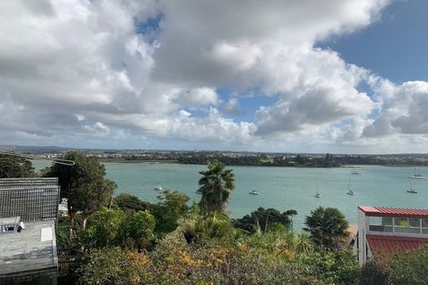 Photo of property in 40 Oruamo Place, Beach Haven, Auckland, 0626