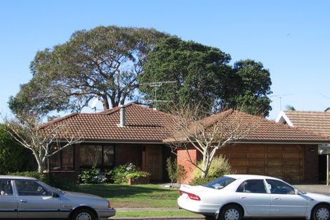 Photo of property in 3 Maygrove Drive, Orewa, 0931