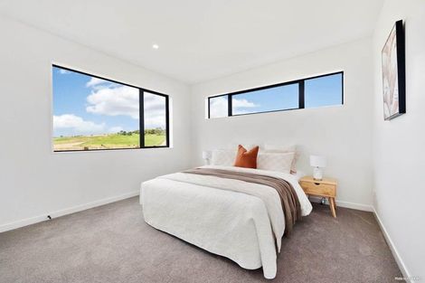 Photo of property in 57 Matangi View Drive, Orewa, 0931