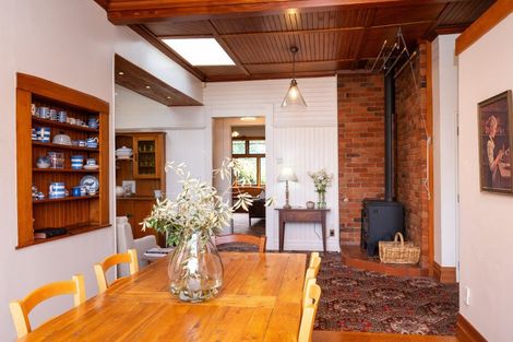 Photo of property in 210 Davis Street, Saint Leonards, Hastings, 4120