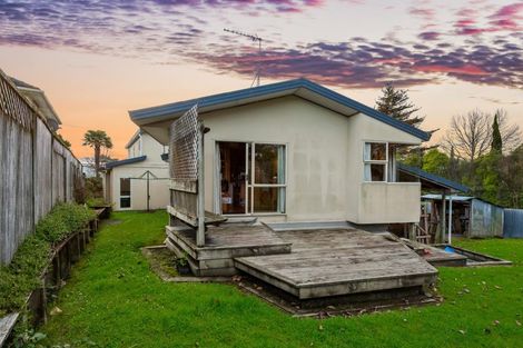 Photo of property in 69 Mcleod Road, Te Atatu South, Auckland, 0610