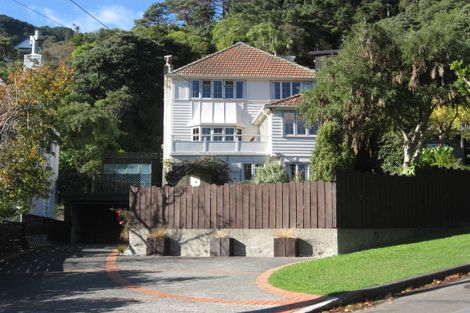Photo of property in 3 Marama Terrace, Eastbourne, Lower Hutt, 5013