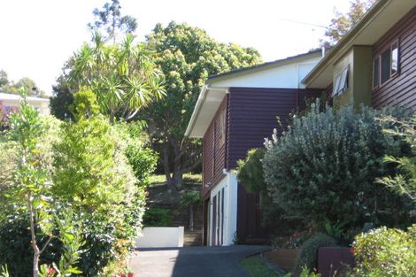Photo of property in 1/7 Dunraven Place, Torbay, Auckland, 0630