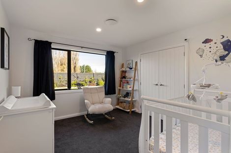 Photo of property in 40 Freedom Drive, Kelvin Grove, Palmerston North, 4414