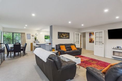 Photo of property in 8 Leigh Place, Paraparaumu Beach, Paraparaumu, 5032