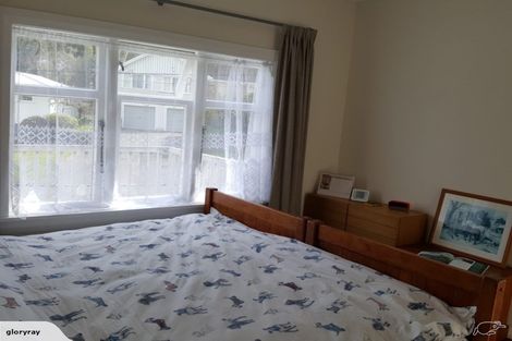 Photo of property in 118 Parkvale Road, Karori, Wellington, 6012